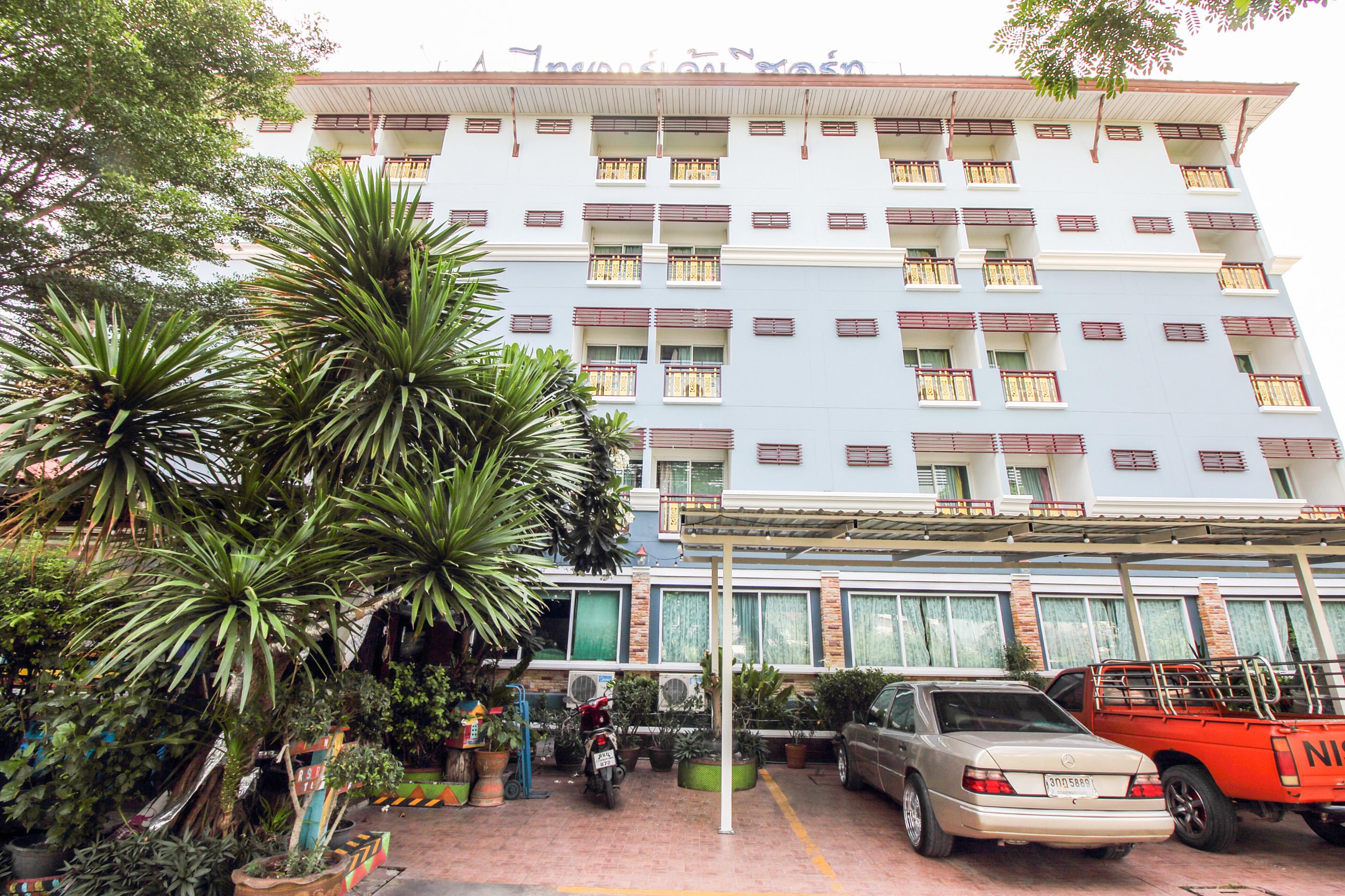 OYO 280 Thai Garden Resort Bangkok Exterior foto