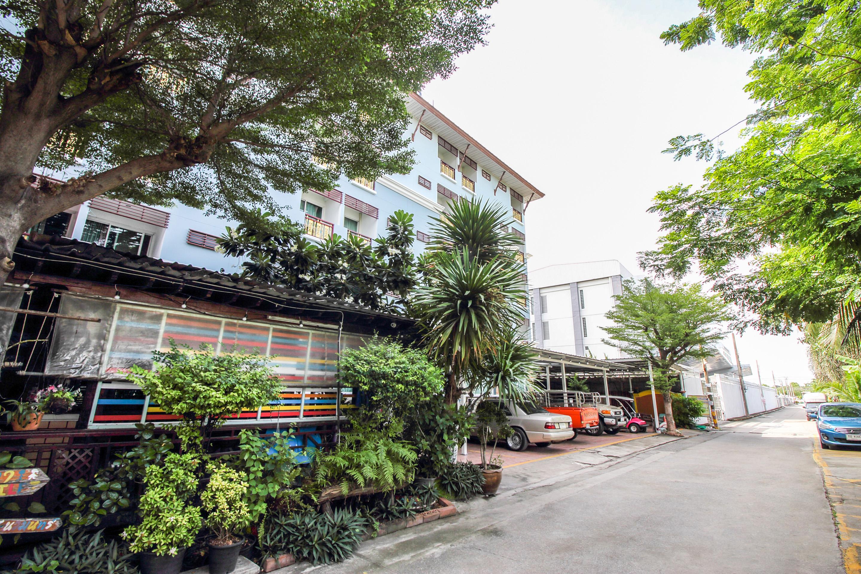 OYO 280 Thai Garden Resort Bangkok Exterior foto